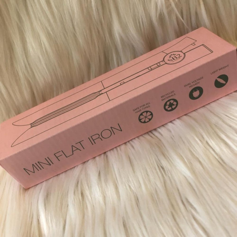 Sutra Light Pink Mini Hair Iron